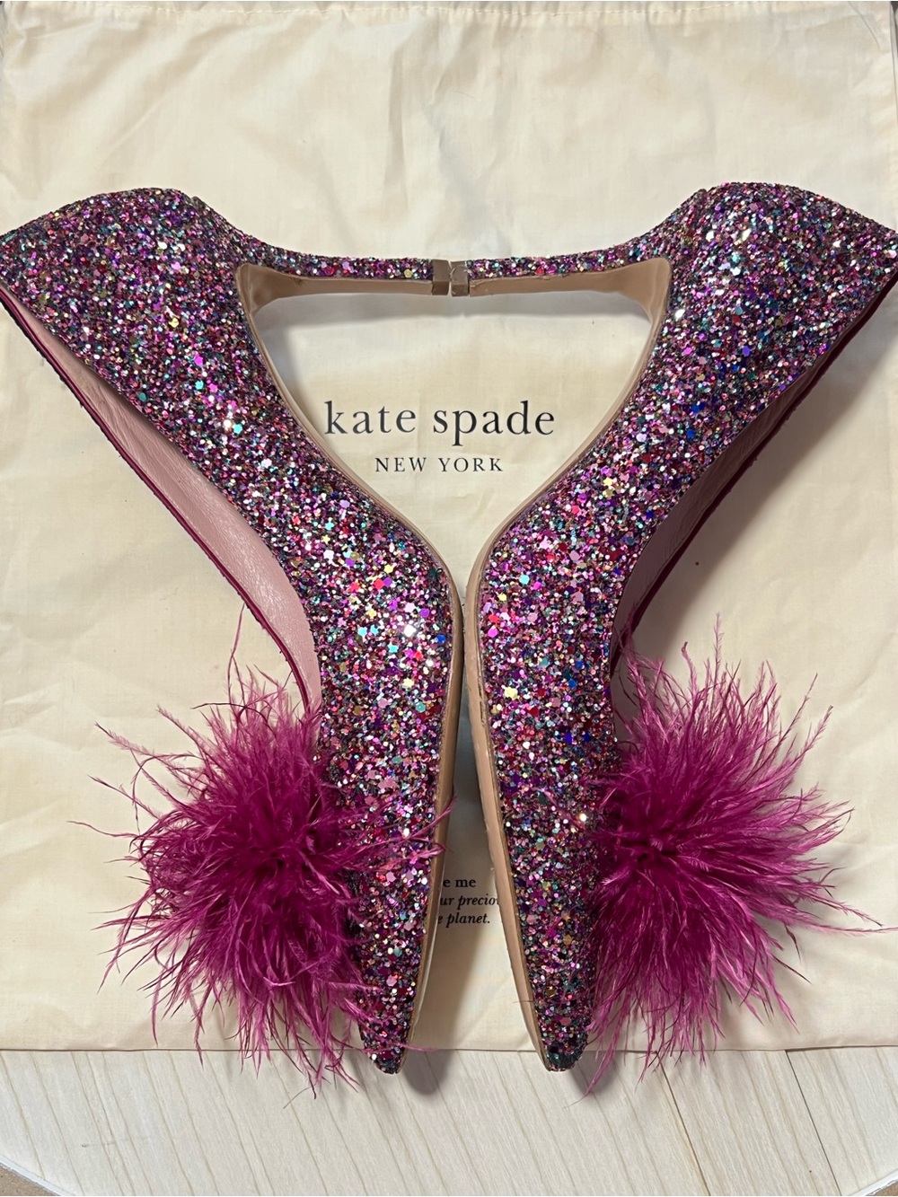 Kate Spade Marabou Glitter Dress Heels Fuchsia Feather Puff Statement Pumps 9.5 - Picture 2 of 12